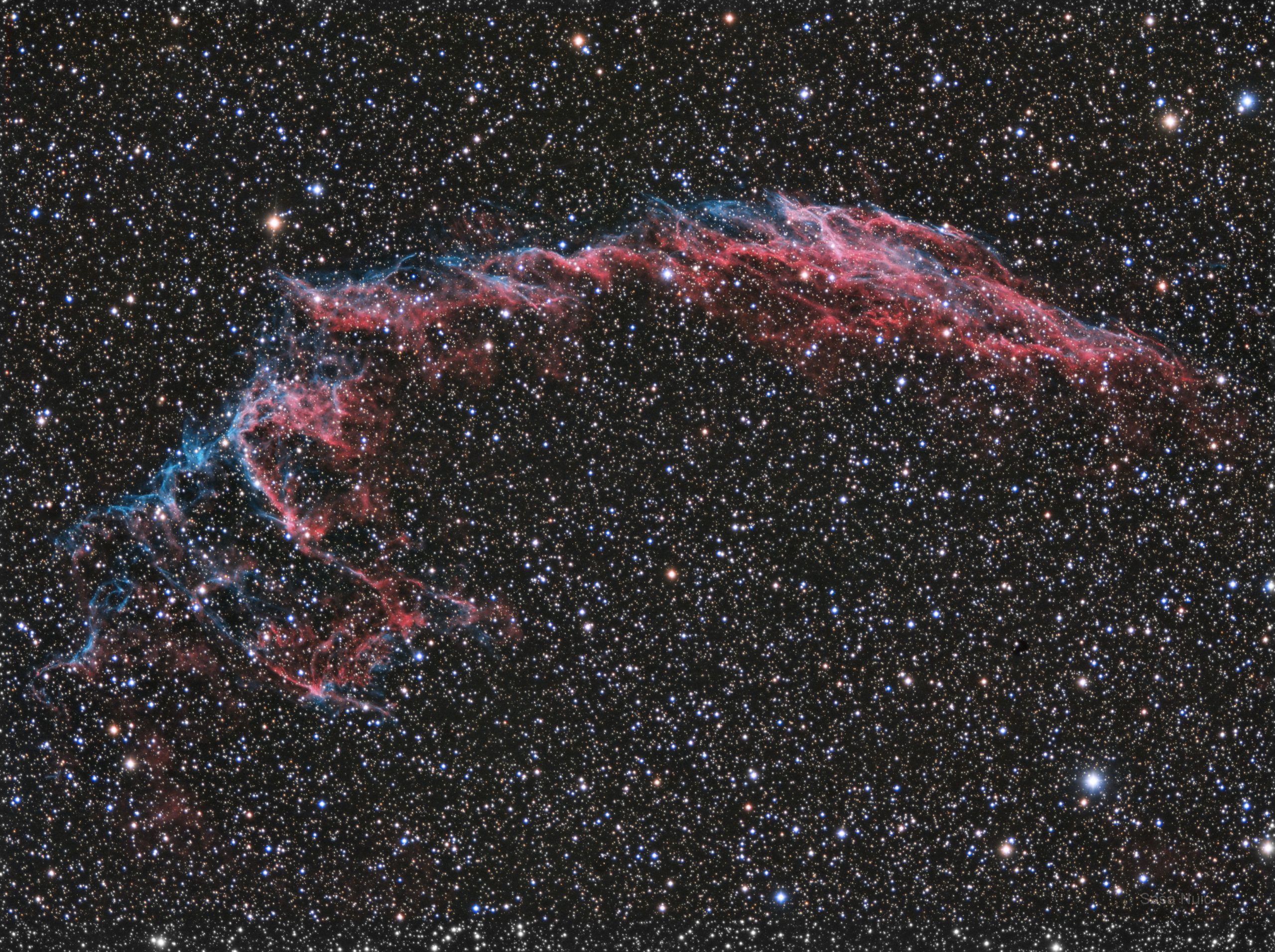 Zvjezdani veo (NGC 6992, 6995 i IC1340)